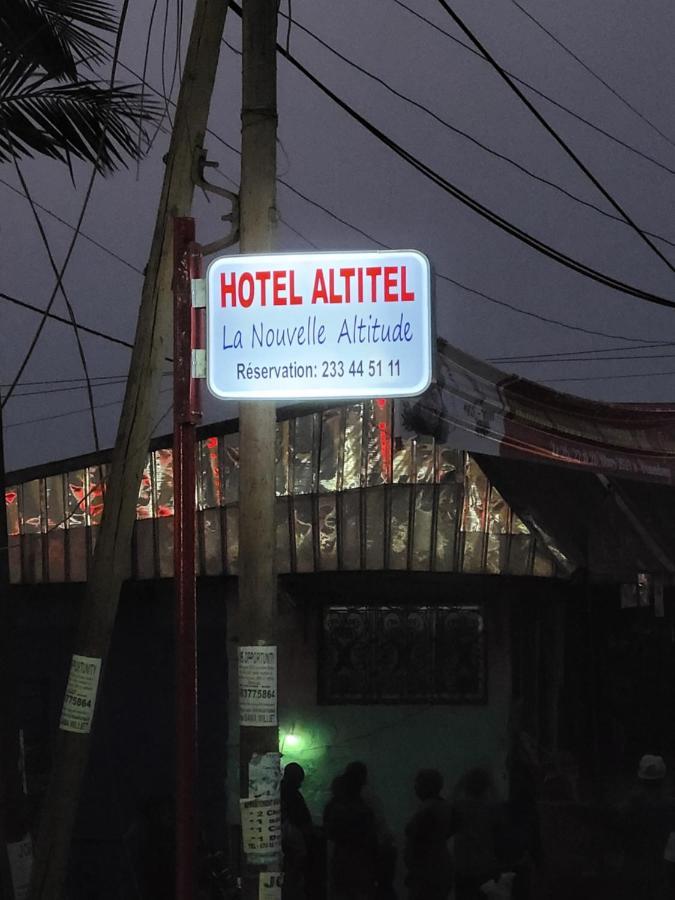 Hotel Altitel Bafoussam Zewnętrze zdjęcie