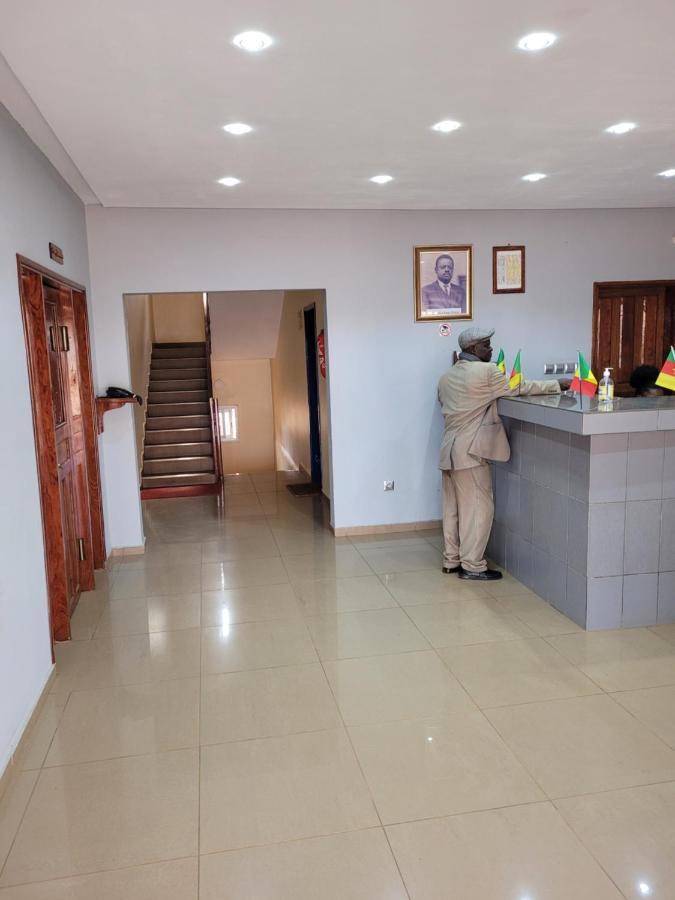 Hotel Altitel Bafoussam Zewnętrze zdjęcie