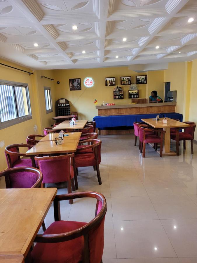 Hotel Altitel Bafoussam Zewnętrze zdjęcie