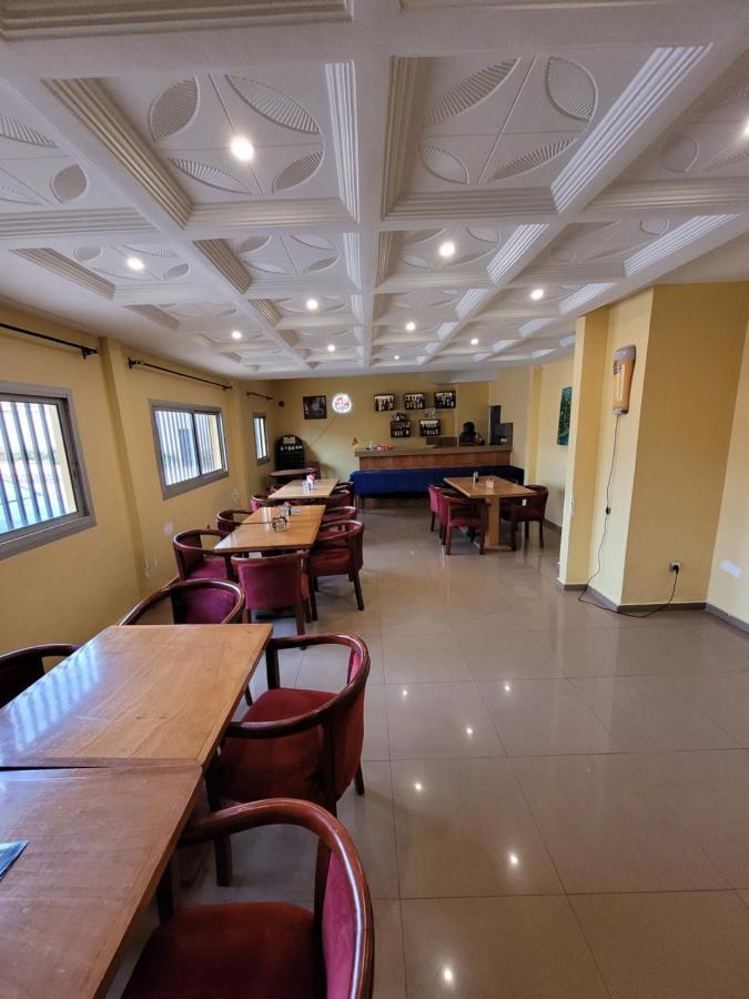 Hotel Altitel Bafoussam Zewnętrze zdjęcie
