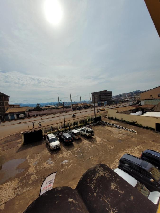 Hotel Altitel Bafoussam Zewnętrze zdjęcie