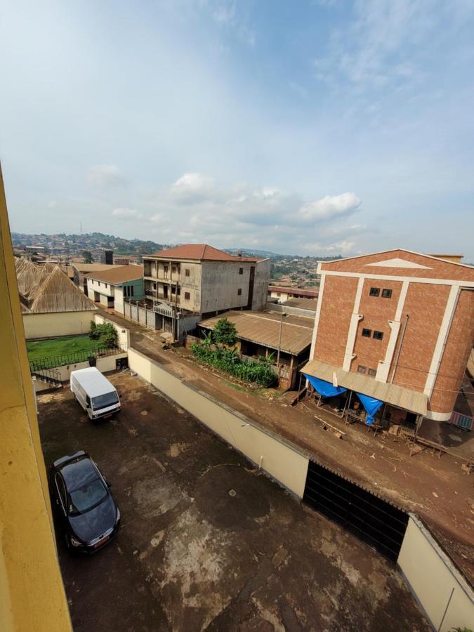 Hotel Altitel Bafoussam Zewnętrze zdjęcie